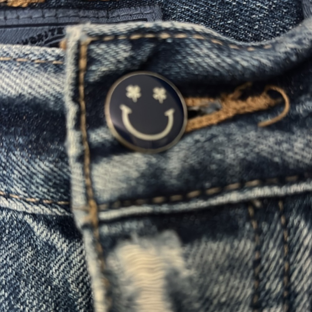 LUCKY Distressed Denim Smiley Motif shorts size 4/27 - Picture 3 of 10